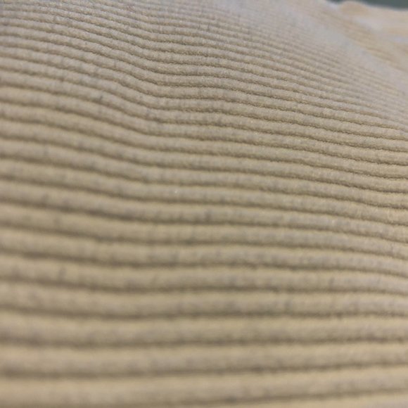 Garage, White Ribbed Crop Top. Size US S. - Picture 3 of 4